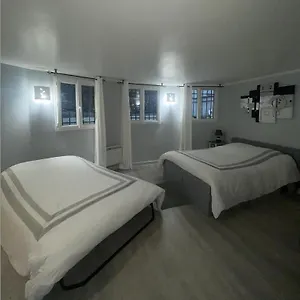  Apartamento Beau Meuble 2min Du Moulin Rouge França